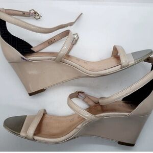 Ted Baker nude patent leather strappy wedge sandals Size 9